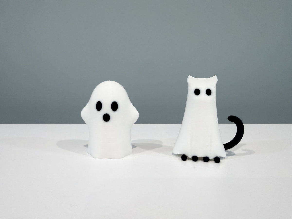 Ghost and cat in ghost costume from the Spooky Hollow Halloween set